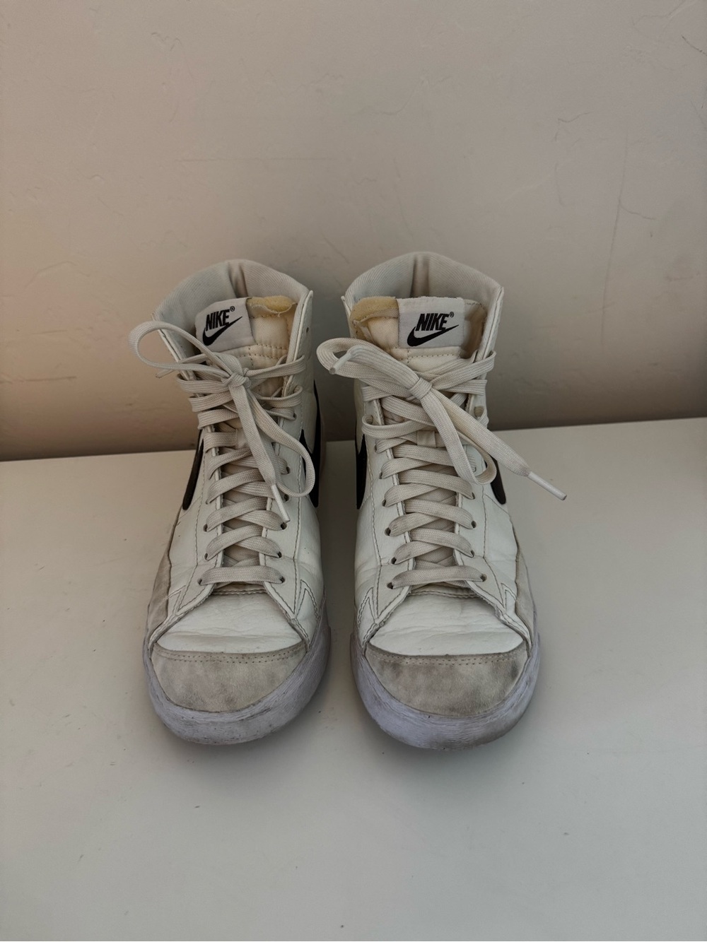 Nike blazers women’s white and Brown Sneakers